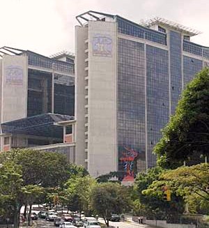 Centro Comercial Macaracuay Plaza Edificio